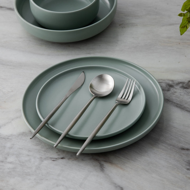 Premium Metal Flatware Set in Trendy Colors