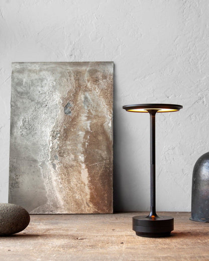 Premium Wireless Desk Lamp for Modern Lighting