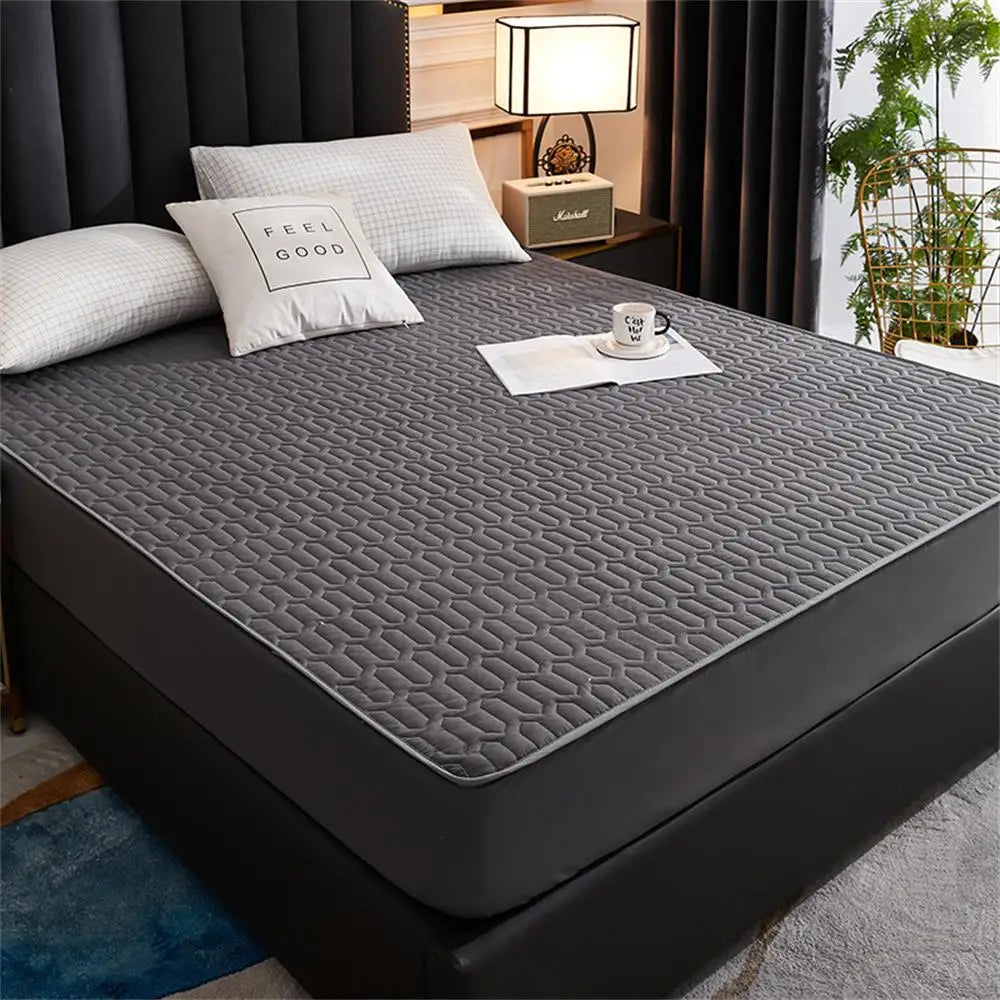Breathable Waterproof Latex Mattress Protector Cover