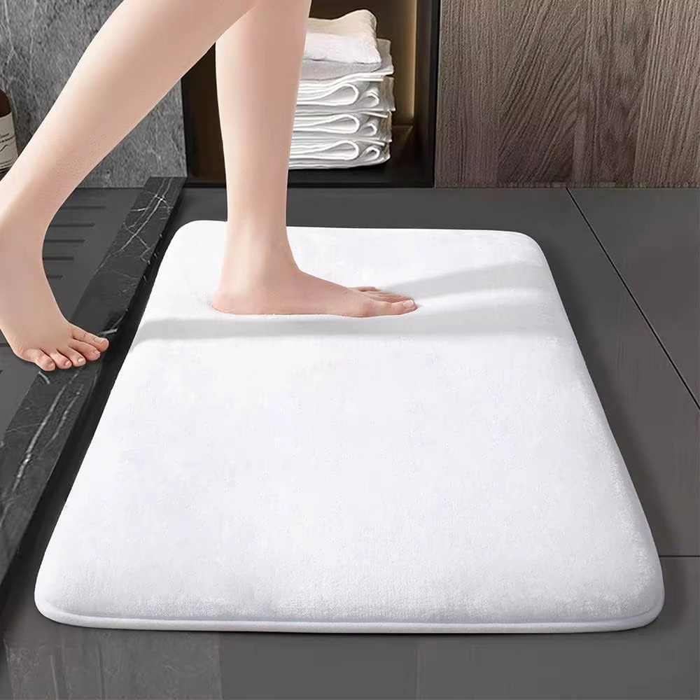 Plush Coral Velvet Bathroom Mat with Non Slip Bottom