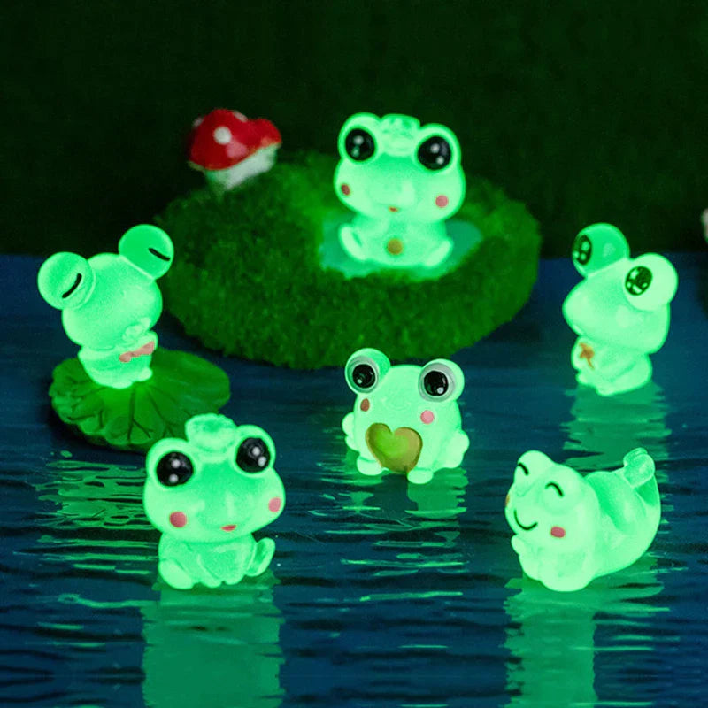 Colorful Mini Frog Decor Figurines Set - Yeezlab