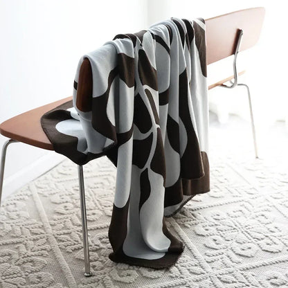 Cozy Plush Throw Blanket Soft Nordic Design - Yeezlab