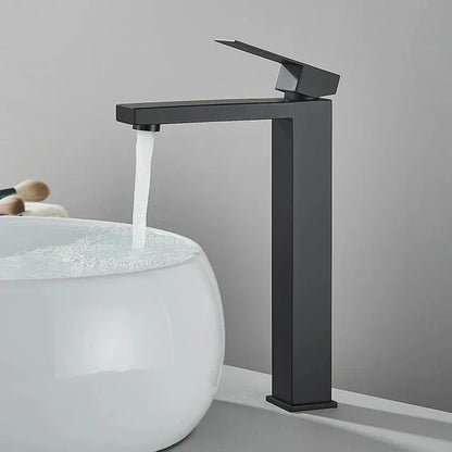 Sleek Chrome Bathroom Sink Faucet - Yeezlab