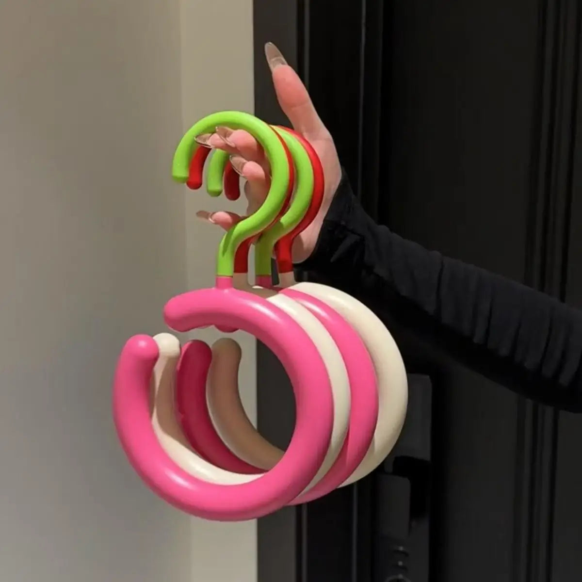 Space Saving 2-Pack Rotating Closet Organizer Hangers