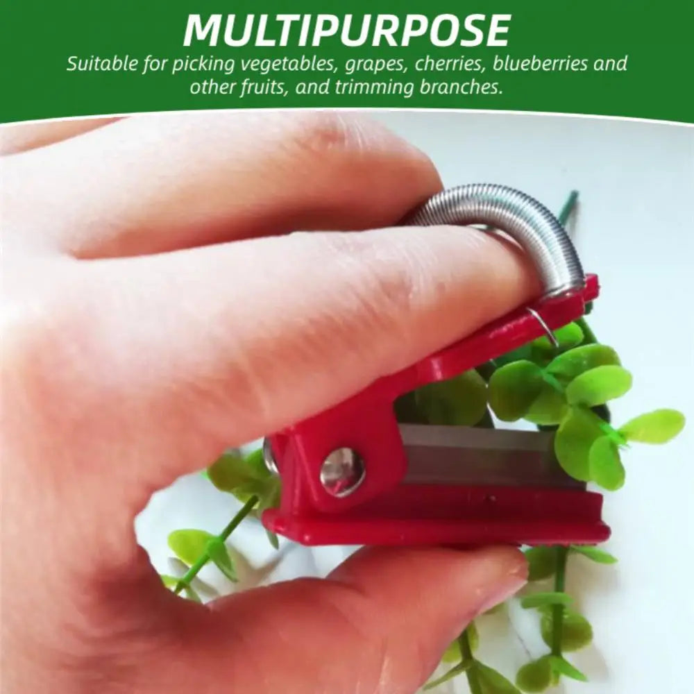 Effortless Veggie Cutting Thumb Knife Gardening Tool