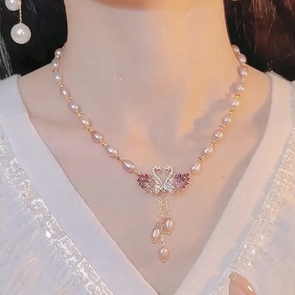 Beautiful Swan Heart Pendant Necklace