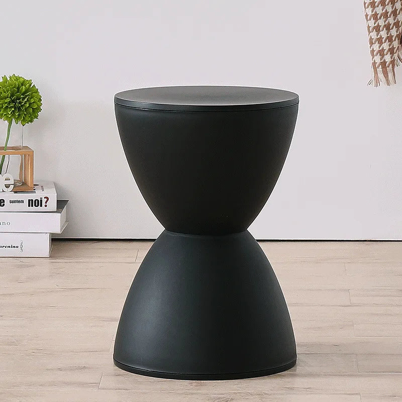 Simple Plastic End Table - Yeezlab