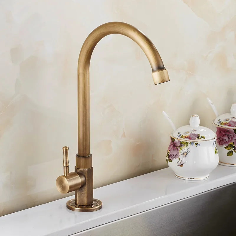 Classic Brass Swan Neck Kitchen Faucet - Yeezlab