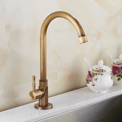 Classic Brass Swan Neck Kitchen Faucet - Yeezlab