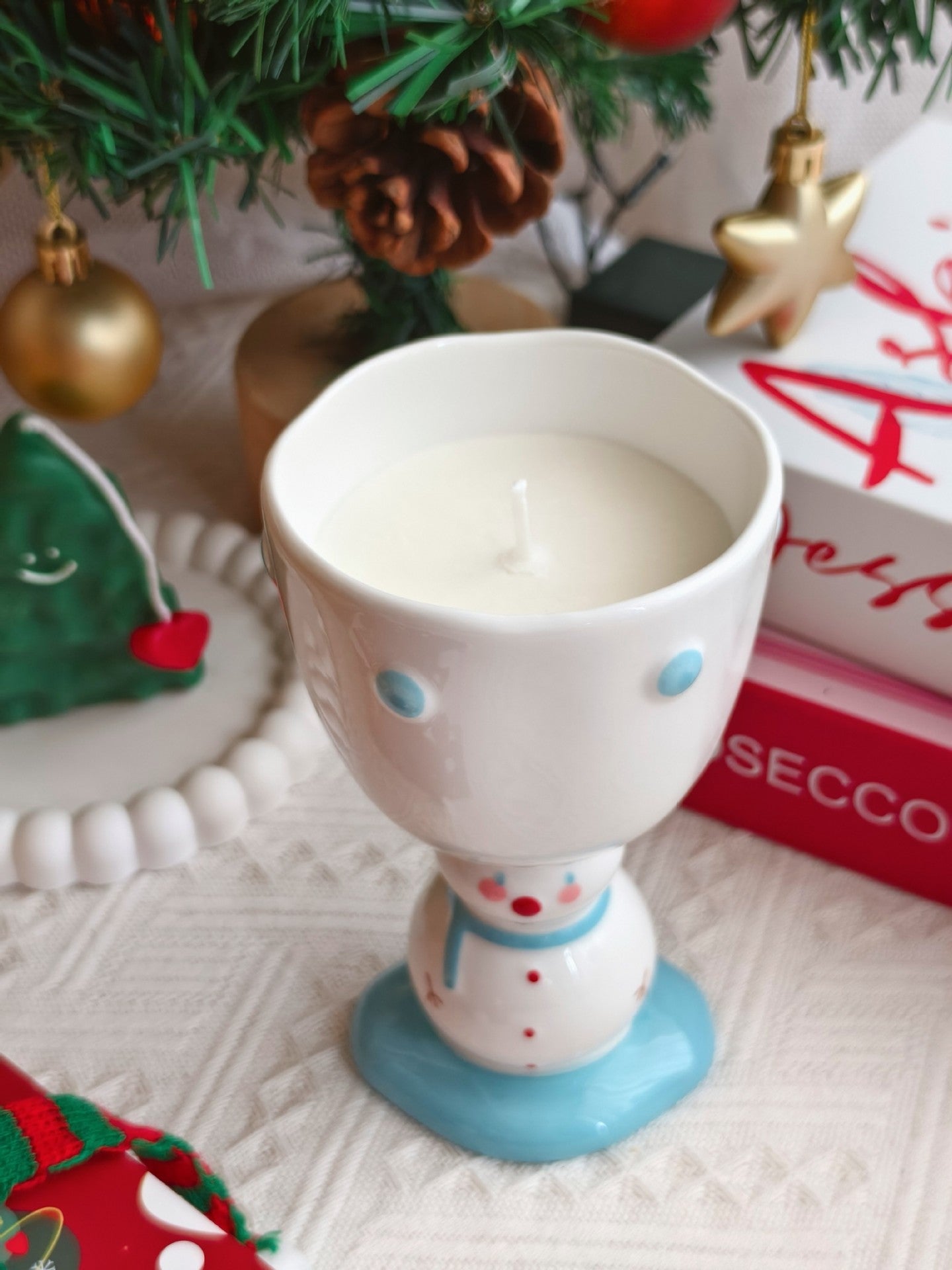 Premium Christmas Tree Scented Candle