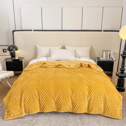 Plush Checked Blanket Soft Warm Throw for Home - Yeezlab