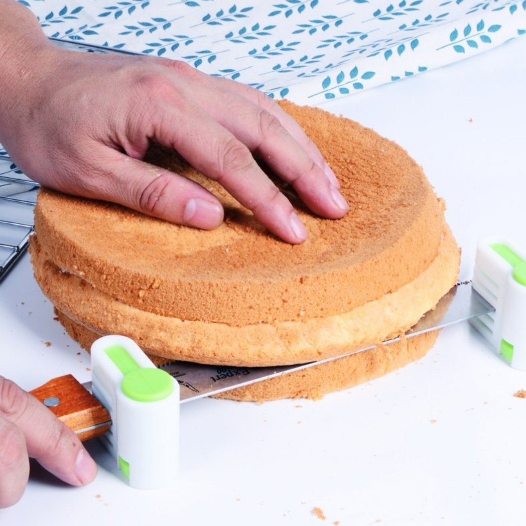 Easy Cake Slicing Tool Leveler