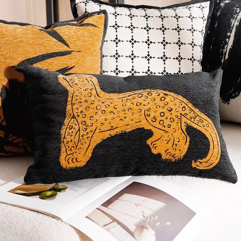 Stylish Horse Print Throw Pillow for Home Decor - Yeezlab