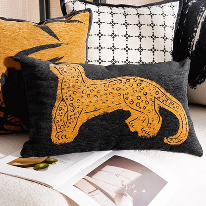 Stylish Horse Print Throw Pillow for Home Decor - Yeezlab