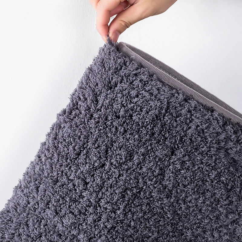 Plush Non-slip Bathroom Mat with Soft Grip
