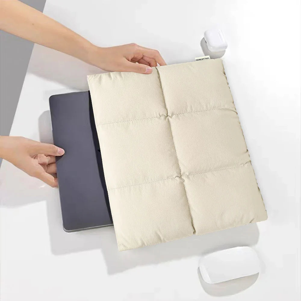 Slim Protective Magnetic Laptop Case