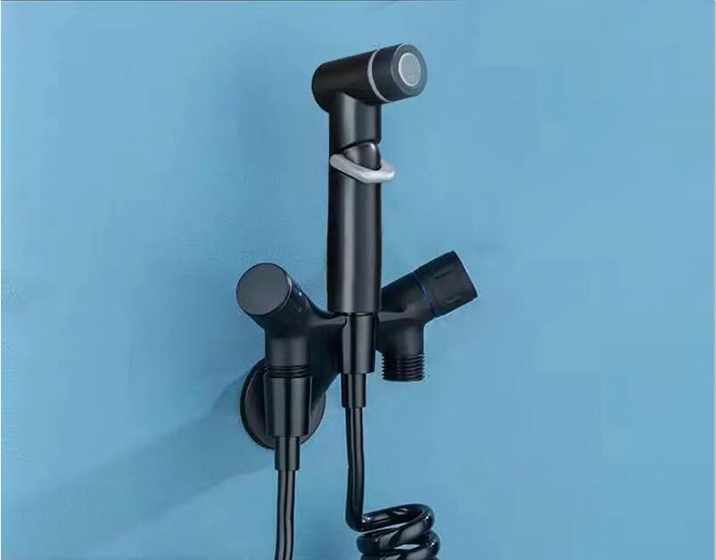 Luxury Wall Mount Bidet Faucet Spray Head - Yeezlab