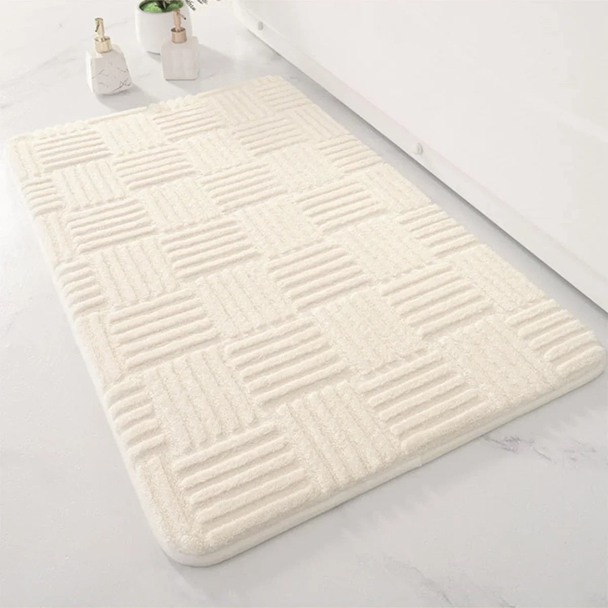 Plush Striped Bathroom Mat with Grip and Quick Dry Technology