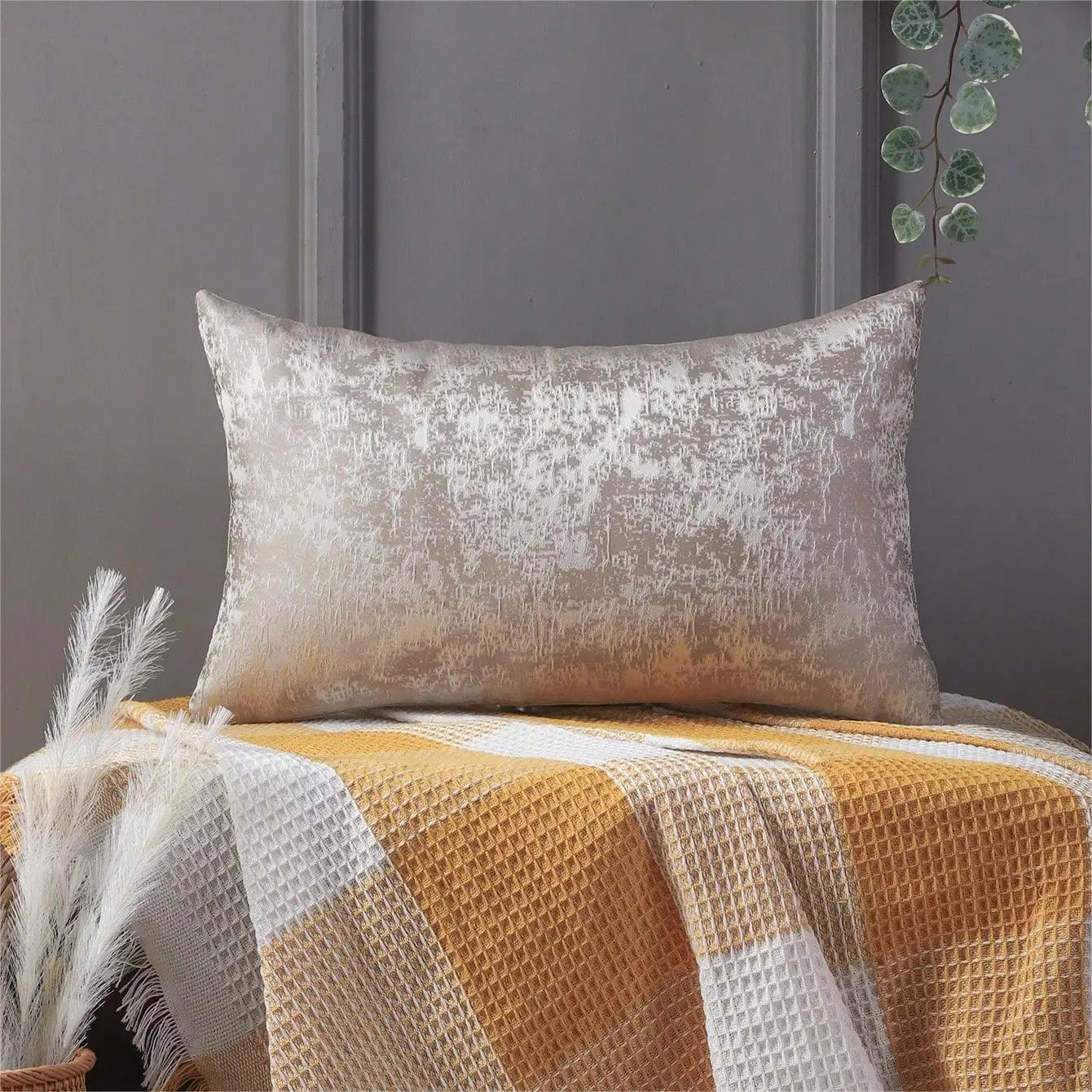 Simple Nordic Throw Pillow Cover