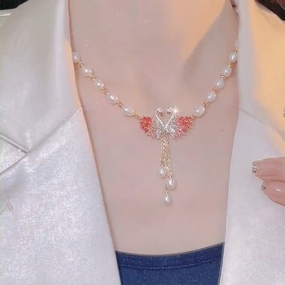 Beautiful Swan Heart Pendant Necklace