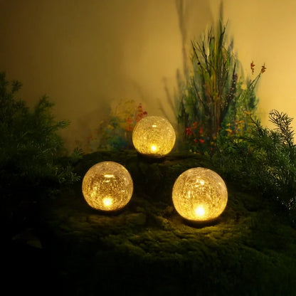 Outdoor Solar Powered Globe Lamp