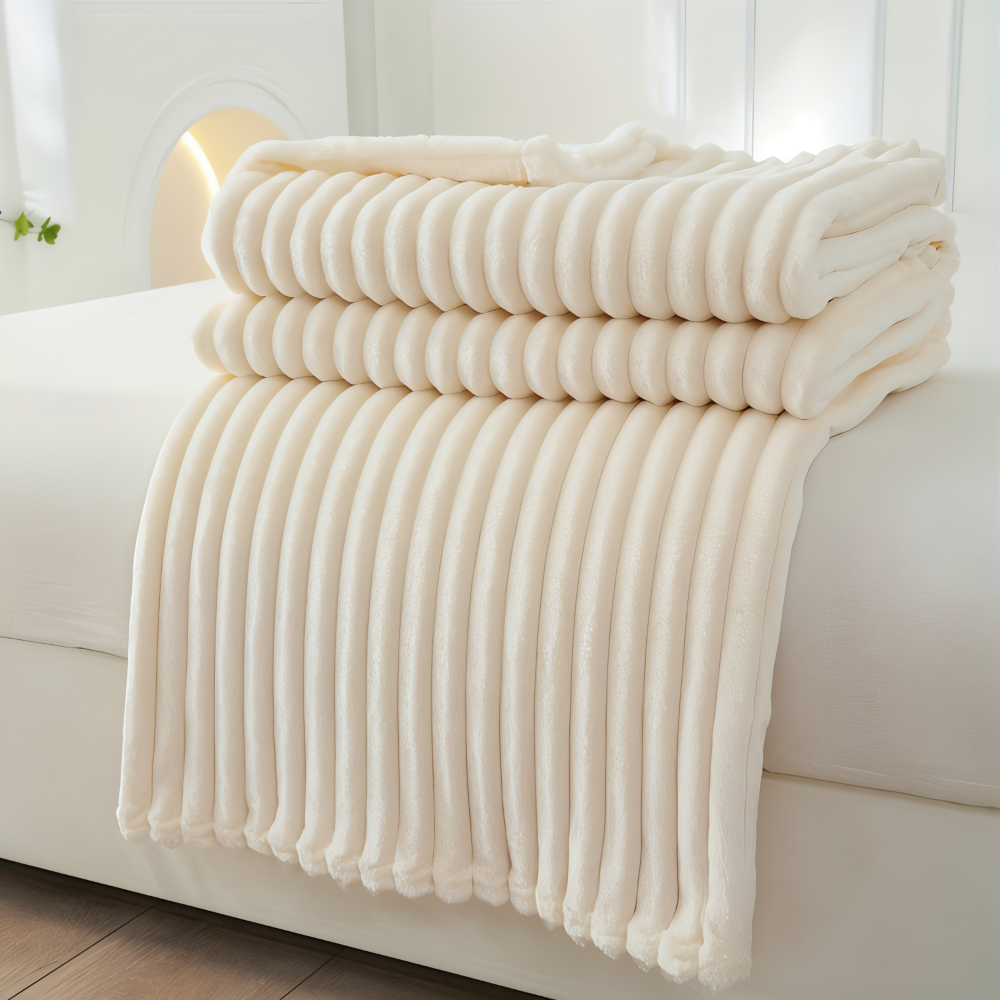 Cozy Plaid Fleece Throw Blanket