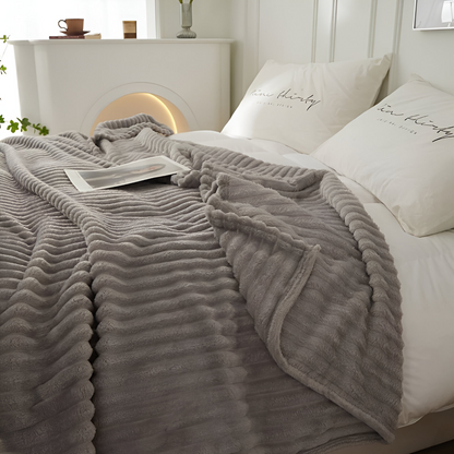 Cozy Plaid Fleece Throw Blanket
