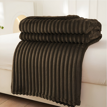 Cozy Plaid Fleece Throw Blanket