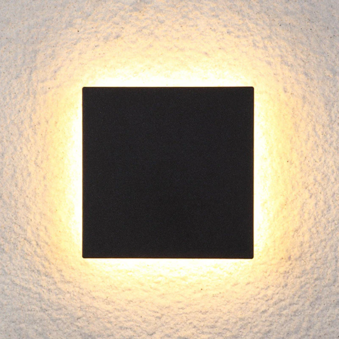 Sleek Simple LED Wall Light - Zenith