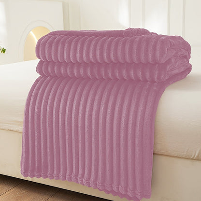 Cozy Fleece Blanket with Textured Pattern