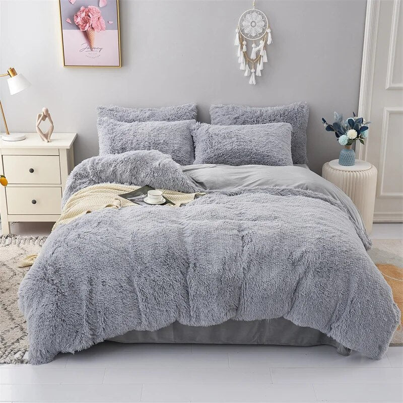 Ultra Soft Plush Bedding Set
