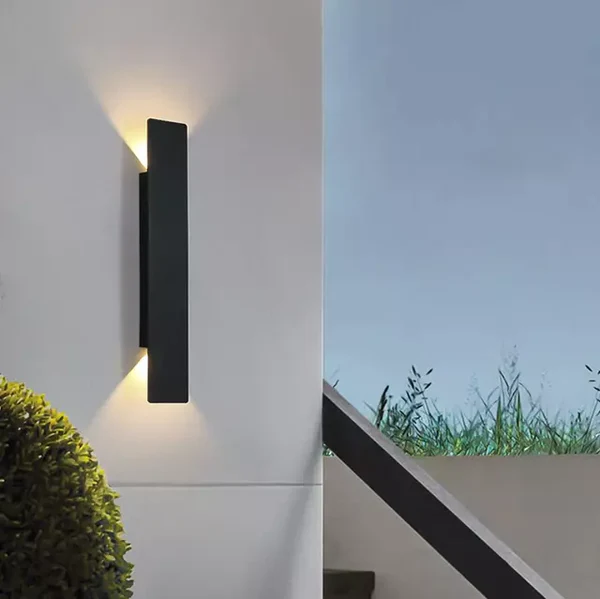 Weatherproof Outdoor LED Wall Light IP65