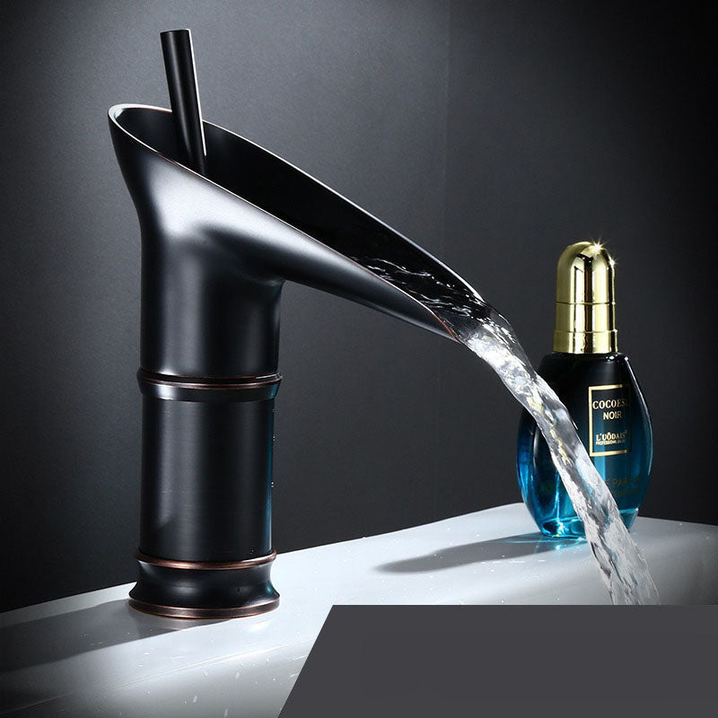 Contemporary Single Handle Kitchen Faucet with Waterfall Spout