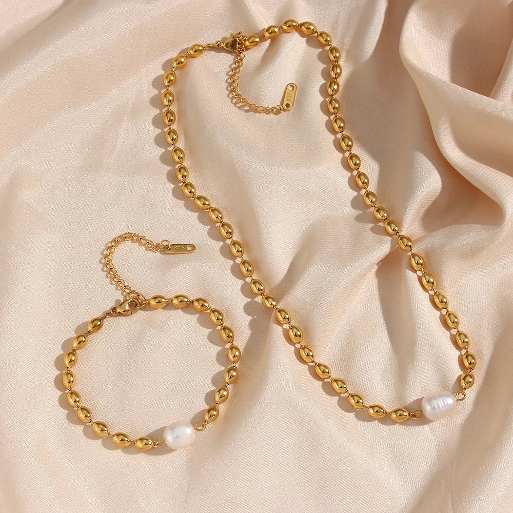 Delicate Gold Pearl Beaded Jewelry Set