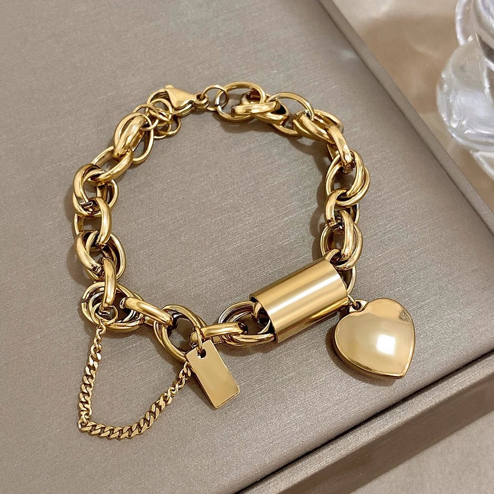Statement Thick Link Heart Bracelet - Yeezlab