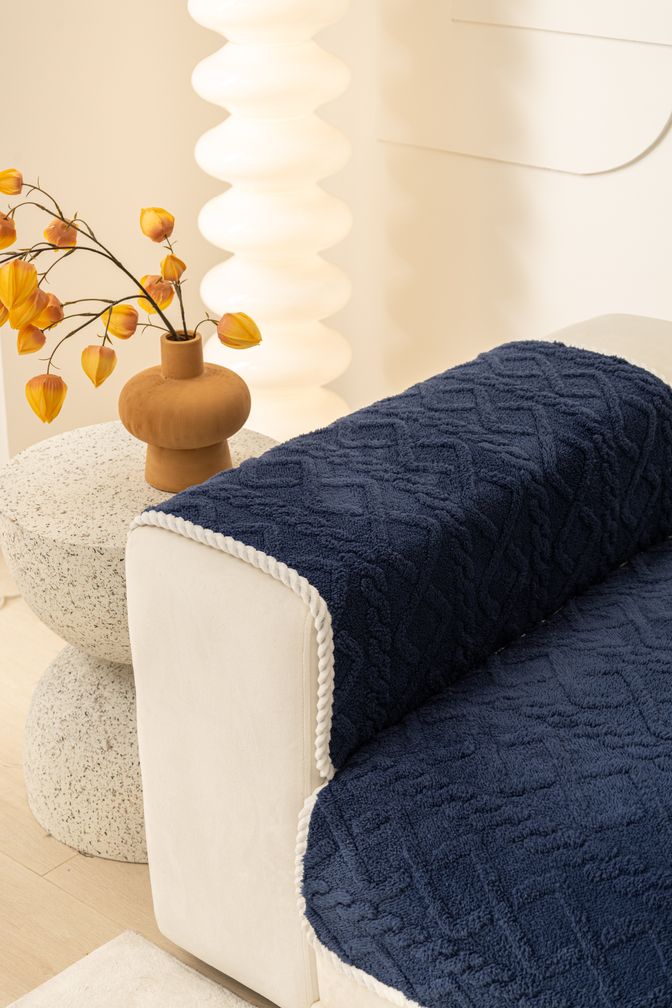 Fits Most | Simple One-Piece Couch Cover