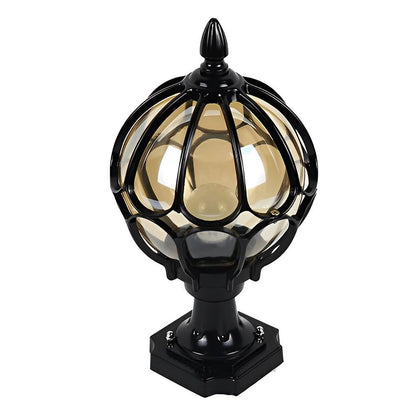 Traditional Outdoor Lamp with Glass Cover
