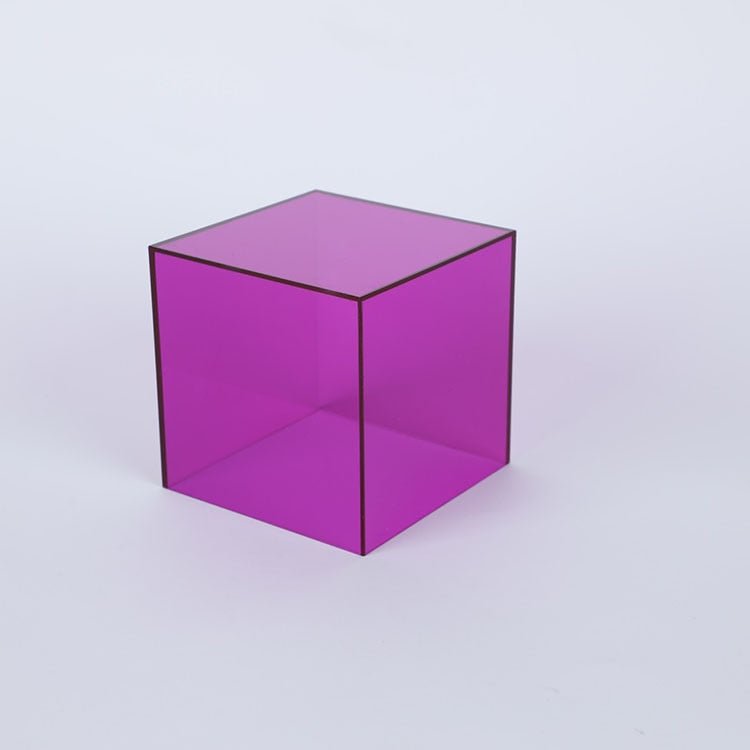 Clear Plastic Storage Container with Sleek Transparent Lid