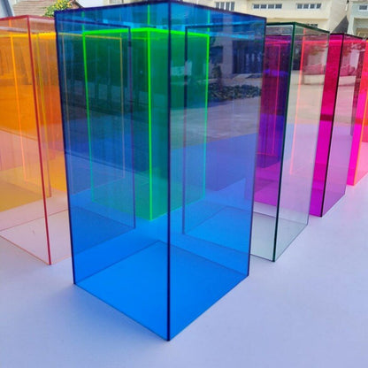 Clear Plastic Storage Container with Sleek Transparent Lid