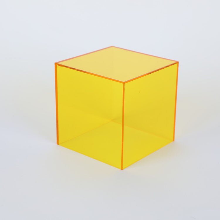 Clear Plastic Storage Container with Sleek Transparent Lid