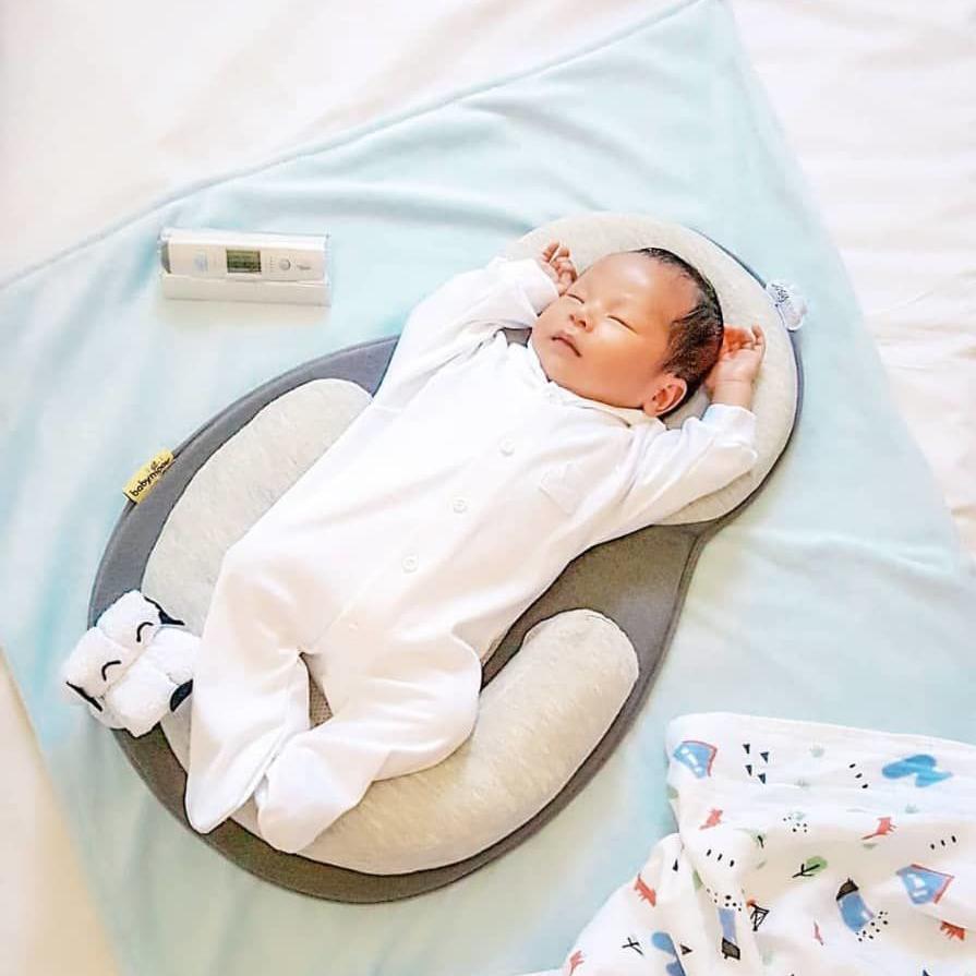 Compact Lightweight Baby Bed