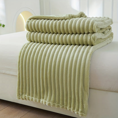 Cozy Fleece Blanket with Textured Pattern