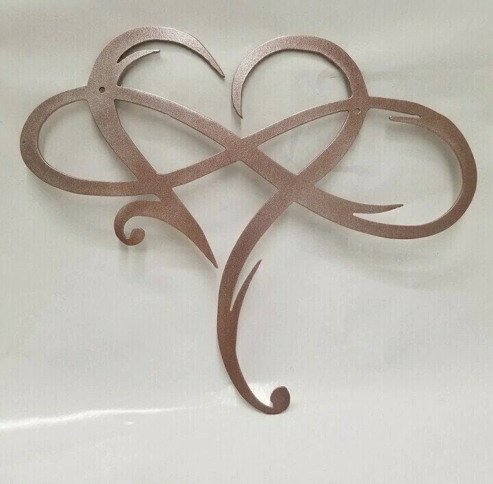 Lovely Metal Heart Wall Decor