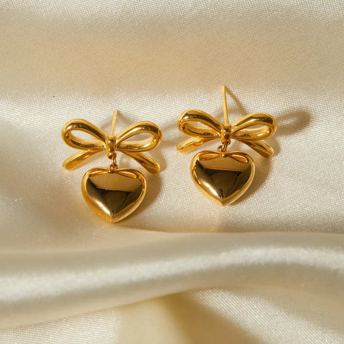 Delicate Heart Shape Drop Earrings