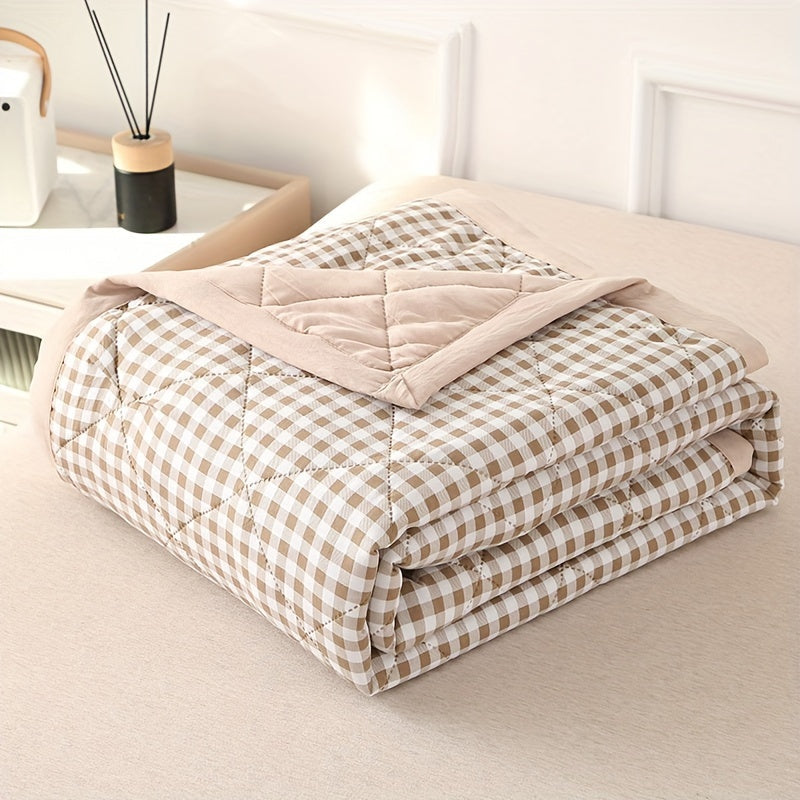 Stylish Plaid Throw Blanket for Chill Nights