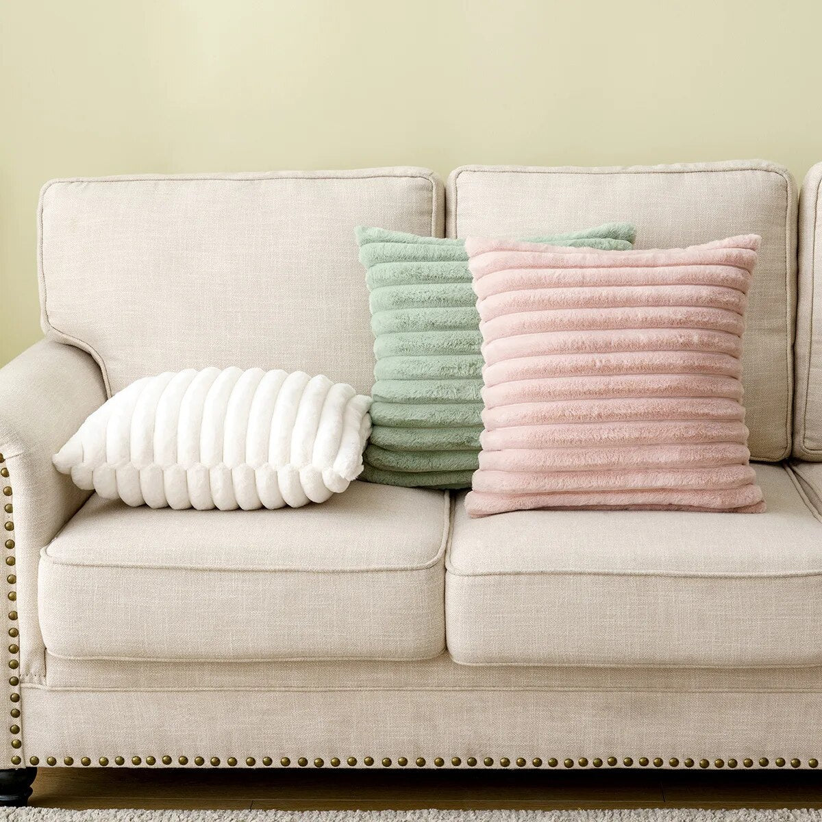 Soft Plush Pillowcases and Pillows for Ultimate Sleep