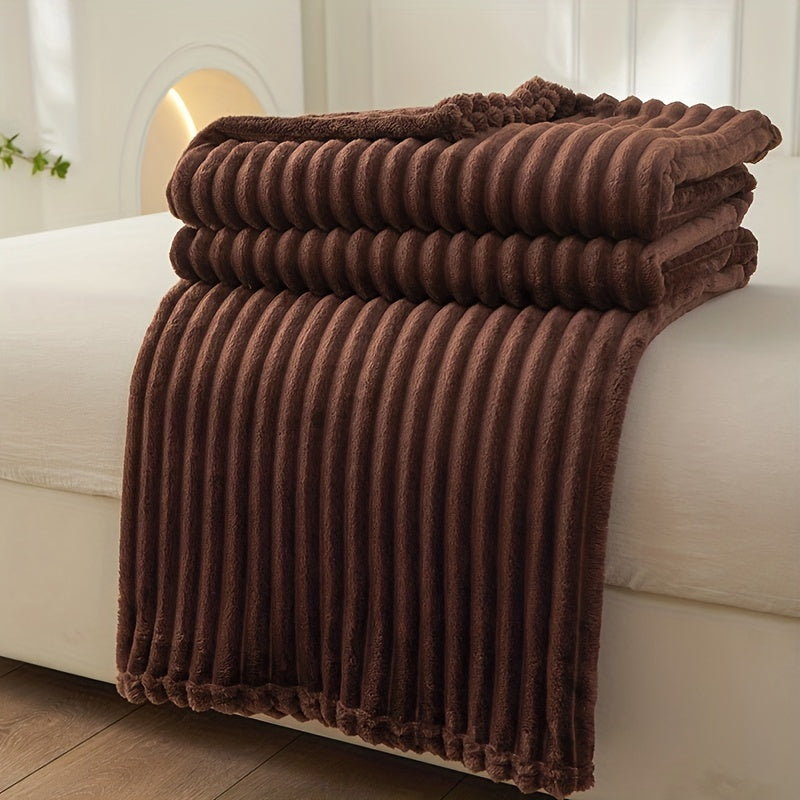 Cozy Fleece Blanket with Textured Pattern