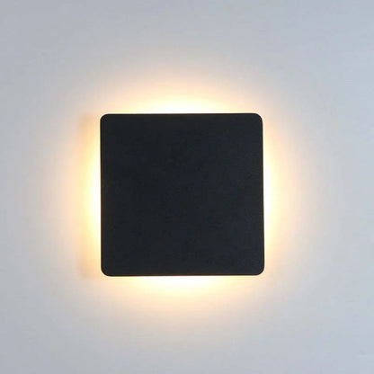 Sleek Outdoor LED Wall Light Metal Finish