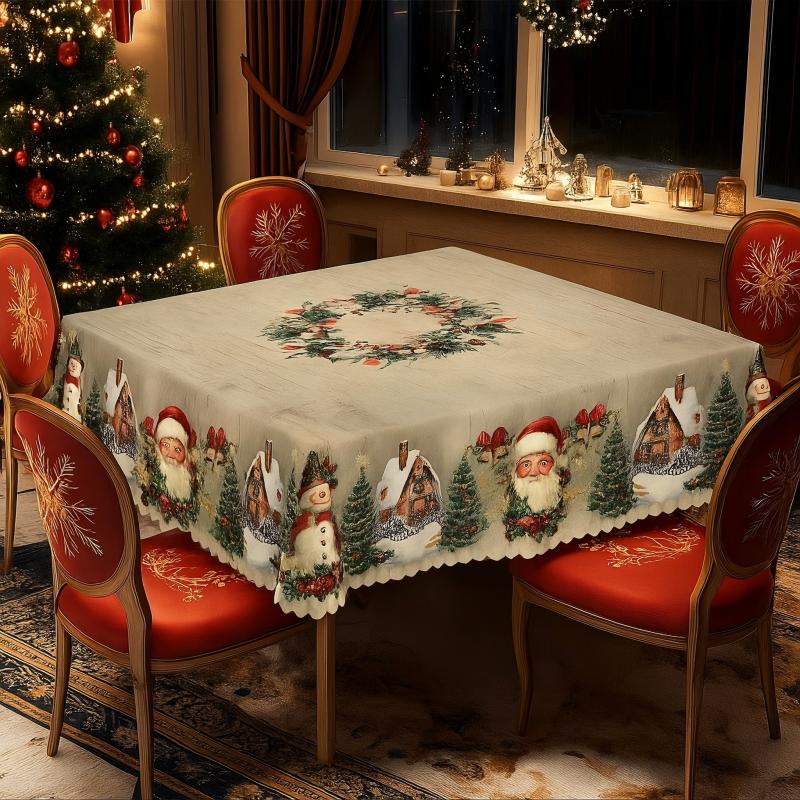 Festive Holiday Table Decor
