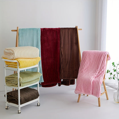 Soft Plush Fleece Blanket for Cozy Warmth